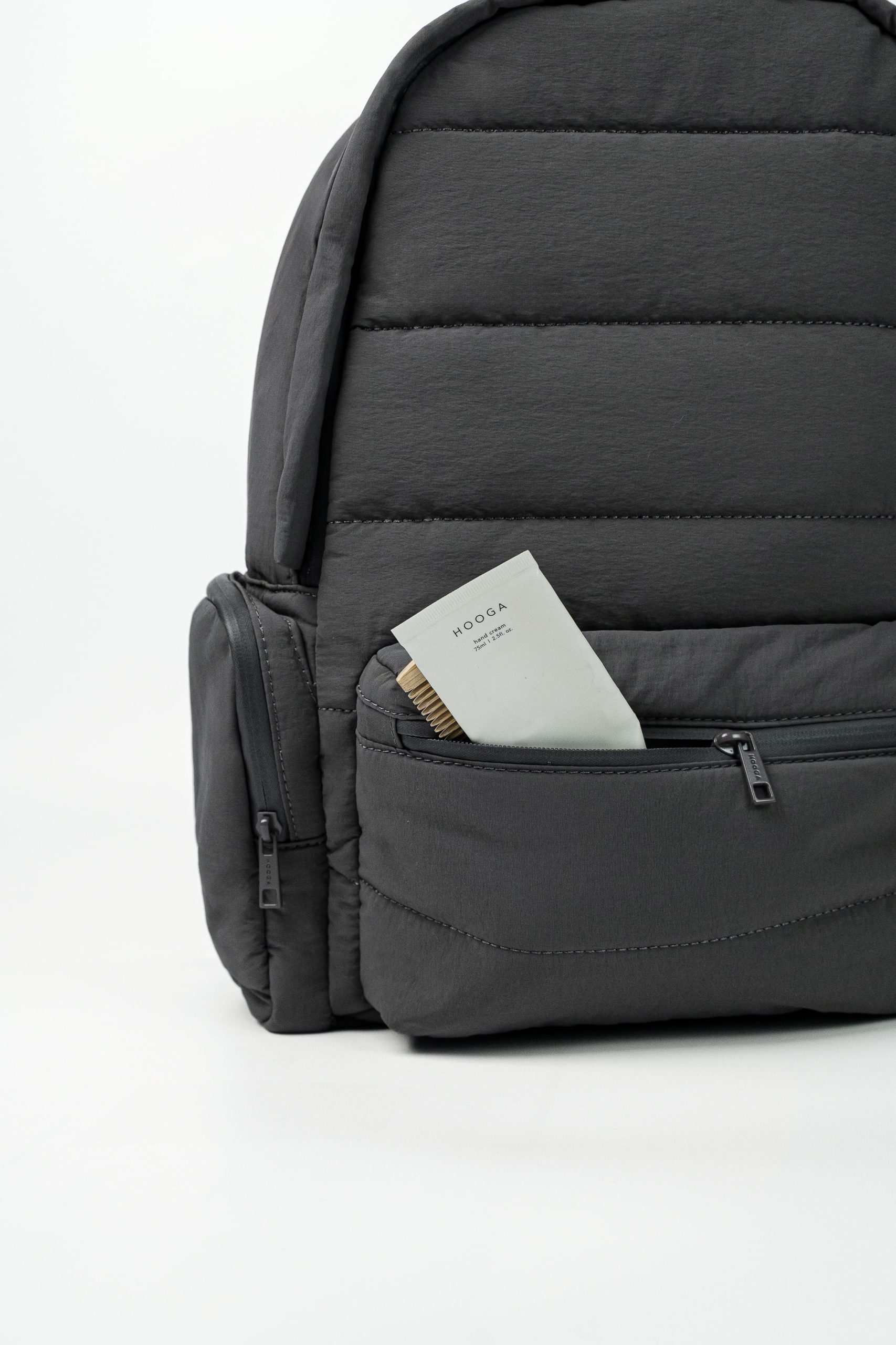 Jett Dark Gull Gray detail 2